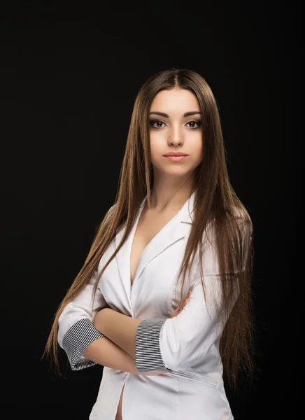 長い髪と美しい若い女の子のモデル — ストック写真