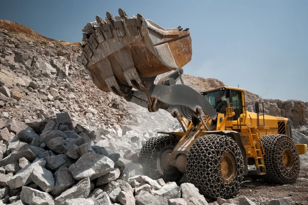 Heavy building bulldozer quarry,car — Stock Photo, Image
