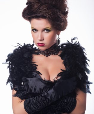 Moda stil genç esmer kız portresi