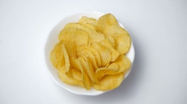 Patates cipsi.