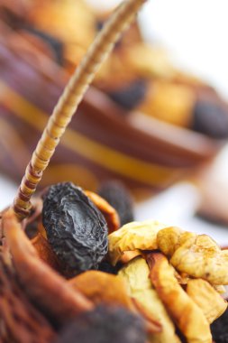 Kurutulmuş meyve ve fındık
