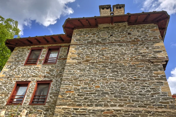 Casa de pedra elegante — Fotografia de Stock