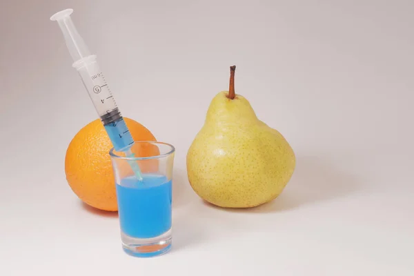 Toxin Injection Pear Orange Laboratory Tests — Stok fotoğraf