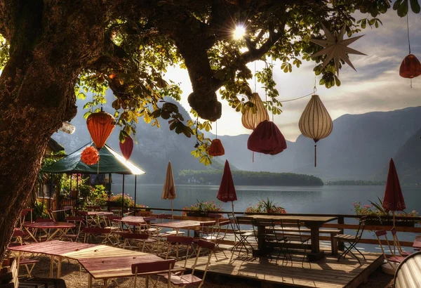 Sunrise, Österrike, hallstatt, en kinesisk restaurang — Stockfoto