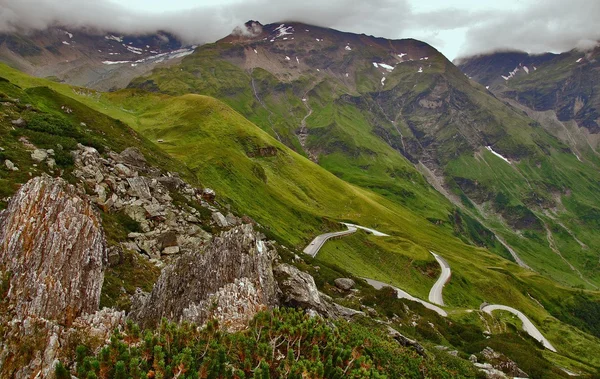 Alpväg. Grossglockner — Stockfoto