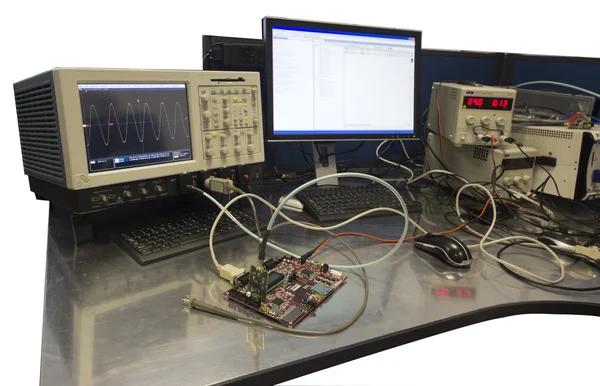 Elektronik mühendisi workbench — Stok fotoğraf