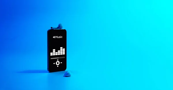 Μουσική Εφαρμογή Κινητή Οθόνη Smartphone Μουσική Εφαρμογή Ακουστικά Ήχου Ηχητική — Φωτογραφία Αρχείου
