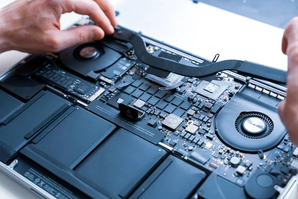 Serviço Reparação Serviço Técnico Computador Com Laptop Fundo Tecnologia Hardware — Fotografia de Stock