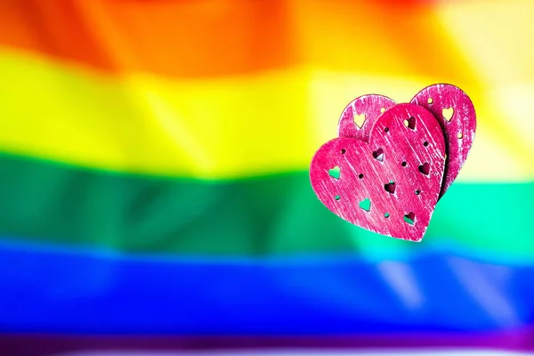 Lgbtは同性愛者のレズビアンの概念をフラグします 2つの心Lgbtq トランスジェンダーの愛のシンボル 建国記念日 バイセクシャリティの日を祝う — ストック写真