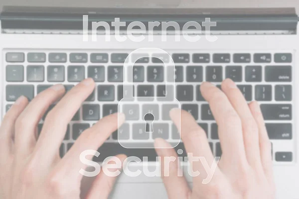 Dataskyddskoncept Dator Internet Skydd Symbol Blyade Tangentbord Bakgrund Hackerattack Och — Stockfoto