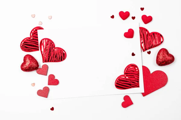Tarjeta San Valentín Corazón Rojo Regalo Romántico Amor Fondo Blanco — Foto de Stock