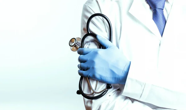 Stethoskop Hintergrund Glücklicher Arzt Krankenhaus Mit Peelings Blauen Handschuhen Kontrolluntersuchungen — Stockfoto