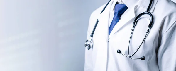 Stethoskop Hintergrund Glücklicher Arzt Krankenhaus Mit Peelings Blauen Handschuhen Kontrolluntersuchungen — Stockfoto
