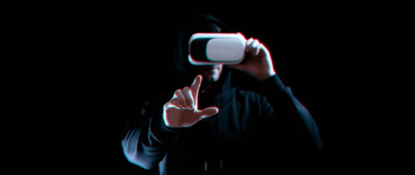 Juego Realidad Virtual Joven Deslumbrado Gafas Digitales Para Tecnología Realidad —  Fotos de Stock
