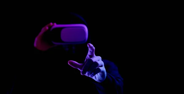 Vidrio Realidad Virtual Joven Hombre Gafas Digitales Para Juego Realidad — Foto de Stock