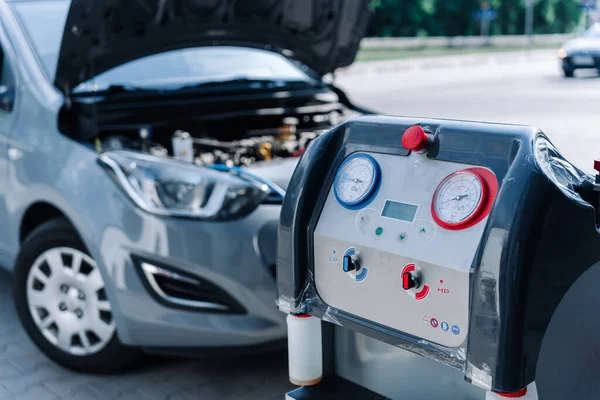 Car conditioning air ac repair service. Check automotive vehicle conditioning system and refill automobile ac compressor. Diagnostic auto car conditioner service