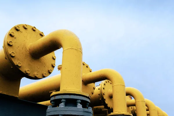 天然气管道石油工业 黄煤气管道发电技术 燃料能源设备 天然气工业 石油运输系统 — 图库照片