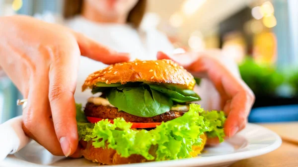 Hamburger Vegan Healthy Vegetarian Burger Salad Avocado Vegetable Veggie Sandwich — Stock Photo, Image
