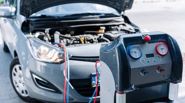 Car conditioning air ac repair service. Check automotive vehicle conditioning system and refill automobile ac compressor. Diagnostic auto car conditioner service