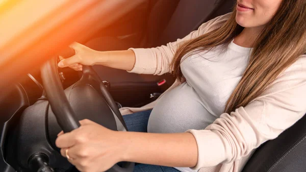 Pregnant Driving Car Young Smiling Pregnancy Woman Driving Car Safety — 스톡 사진