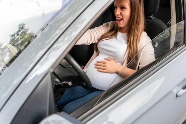 Pregnant Driving Car Young Smiling Pregnancy Woman Driving Car Safety — 스톡 사진