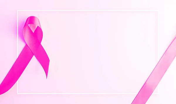 Kankerbewustzijn Gezondheidszorg Symbool Roze Lint Witte Achtergrond Borstvrouw Ondersteuning Concept — Stockfoto