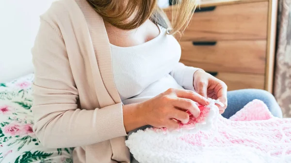 Knitting Socks Pregnancy Woman Pregnant Mother Crochet Kid Cloth Cute — Stock Photo, Image