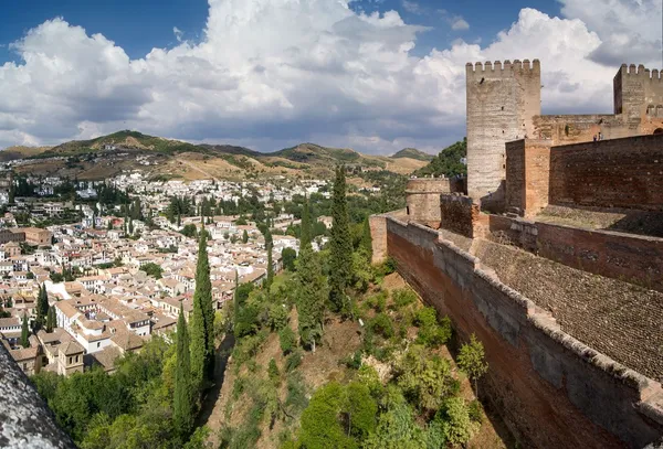 Veduta di Granada dall'Alhambra — Foto Stock