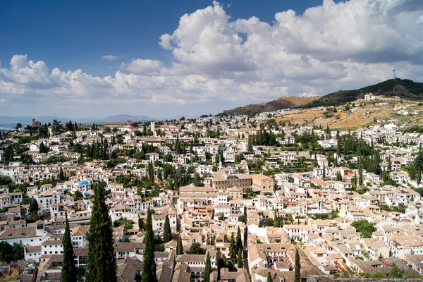 Vista de granada desde la alhambra — Stok fotoğraf