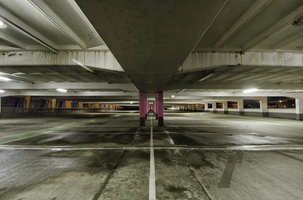 iç yeraltı otopark