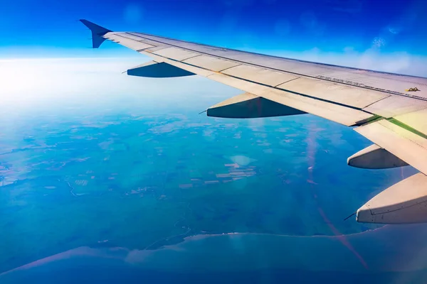 View Airplane Window Beautiful Blue Clear Sky Earth Sea Airplane — Stock Photo, Image