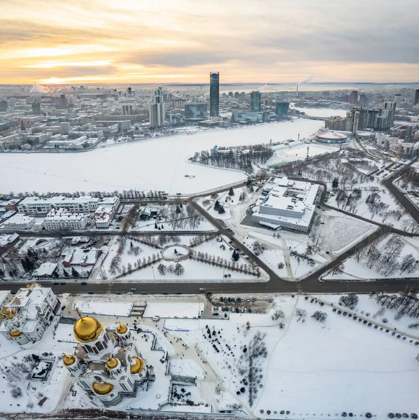 Inverno Yekaterinburg Templo Sangue Belo Pôr Sol Nublado Vista Aérea — Fotografia de Stock