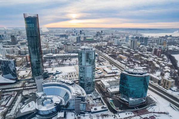 Jekaterinburg Antenn Panoramautsikt Vinter Vid Solnedgången Jekaterinburg Stad Och Damm — Stockfoto