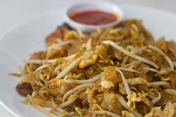 Stir fried noodles — Stock Photo, Image