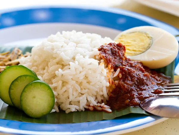 Malaysia coconut rice called nasi lemak — Stock Photo, Image