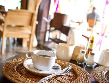 Taking a coffee break in a café