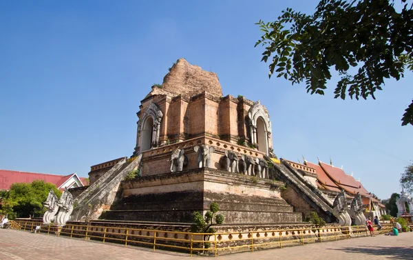 Geleneksel Tay tapınak chiang Mai — Stok fotoğraf