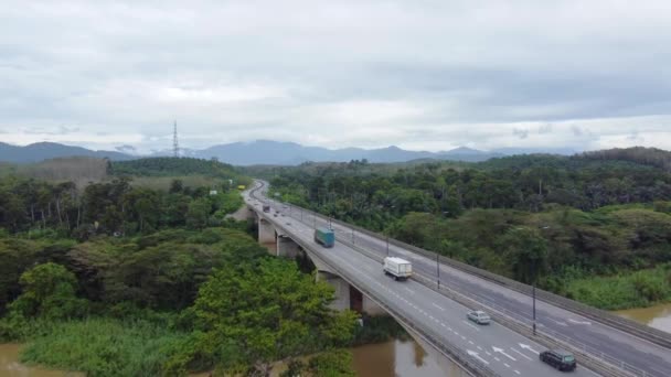 Vista Aérea Carretera Rural Con Selva Tropical Río Malasia Peninsular — Vídeo de stock