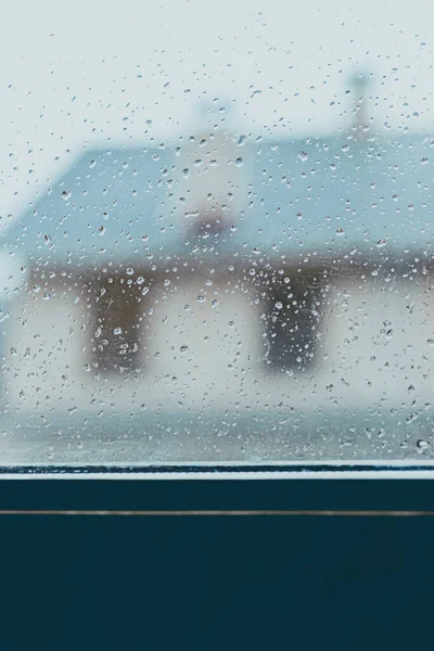 ฝนตกบนหน ยงส ฝนตกและอารมณ — ภาพถ่ายสต็อก