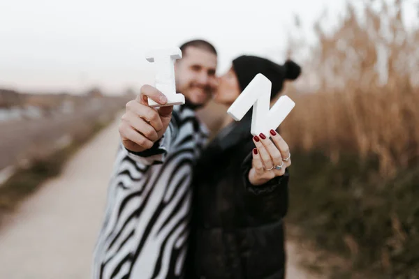 Een Paar Met Hun Initialen Verloofde Bruid Bruidegom — Stockfoto
