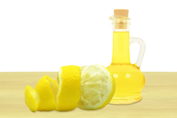 Oil of lemon peel — Stock Photo, Image