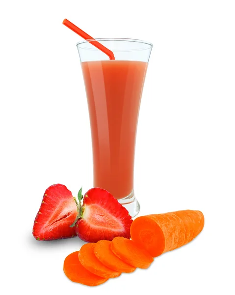 新鲜的胡萝卜草莓汁 — 图库照片