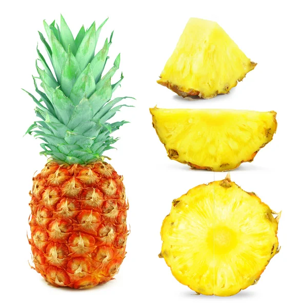 Ananas och skivor — Stockfoto