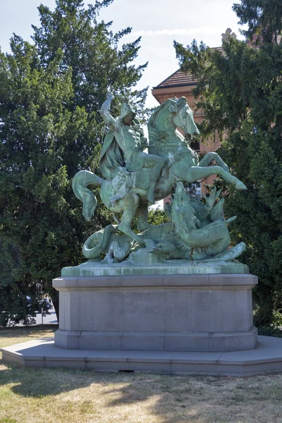 Estátua de São Jorge e o Dragão em Zagreb — Fotografia de Stock