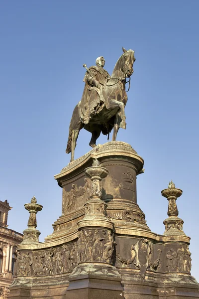 Estátua do Rei Johann (1801-1873) em Dresden, Alemanha . — Fotografia de Stock