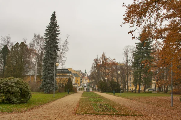 Autumn park in Frantiskovy Lazne, Czech Republic — Stock Photo, Image