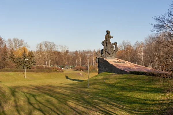 Babi yar monument i kiev, Ukraina. — Stockfoto