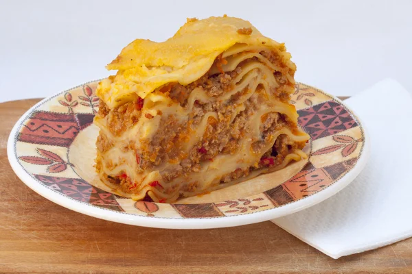 Khachapuri mit dem Ei, die georgische Küche. - Stockfotografie