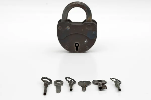 Old padlock and keys — Stock Photo, Image