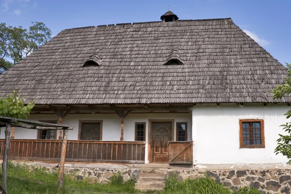 Maison ukrainienne traditionnelle — Photo